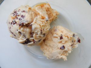 Crème glacée au caramel salé de So Delicious (végane)